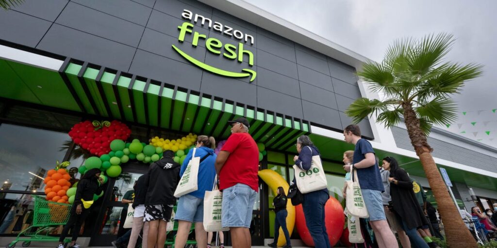 Amazon Plans a New Rush Pickup Service to Boost Rapid Delivery