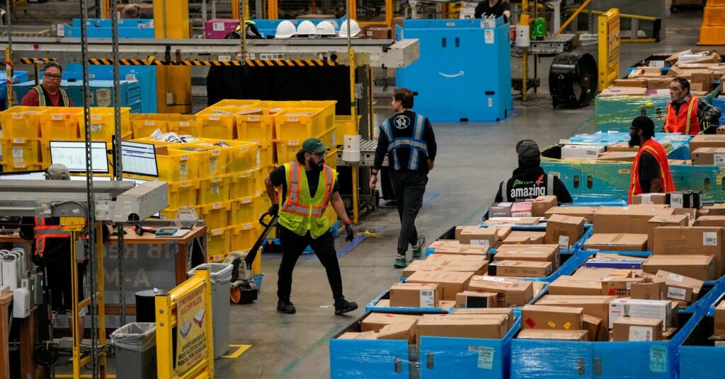 Amazon in discussions with USPS about future relationship