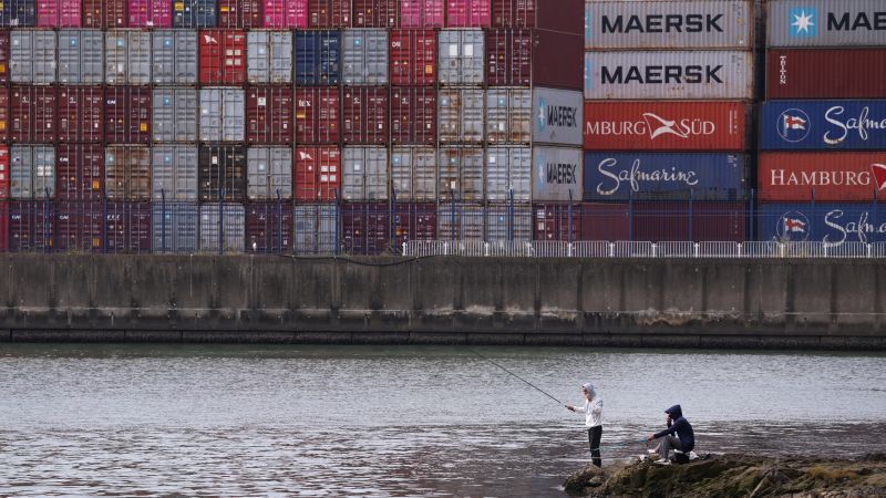 China’s exports grow 5.9% in November despite major drop in US shipments