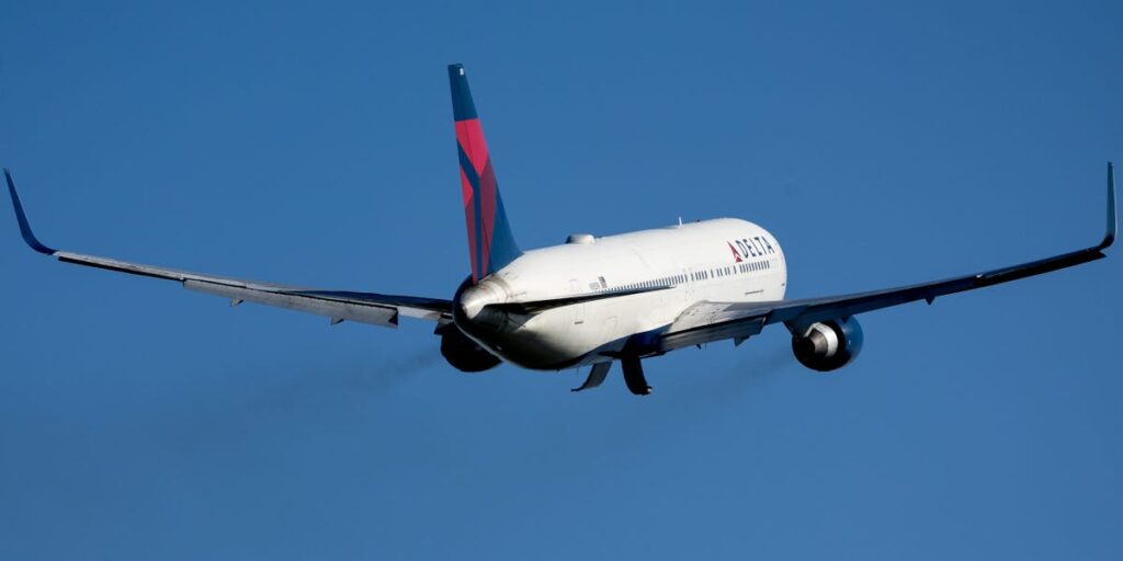 Delta Flight to Scotland Crossed Atlantic Then Diverted to Ireland