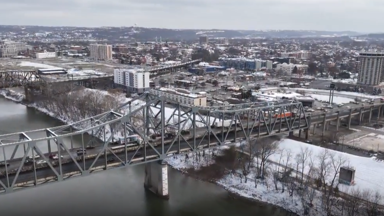 Kentucky provides $750,000 to support Covington businesses during bridge projects