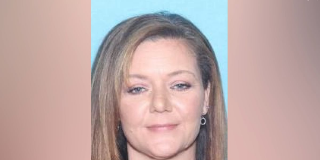 Lenoir County woman charged with felony larceny following investigation at local business