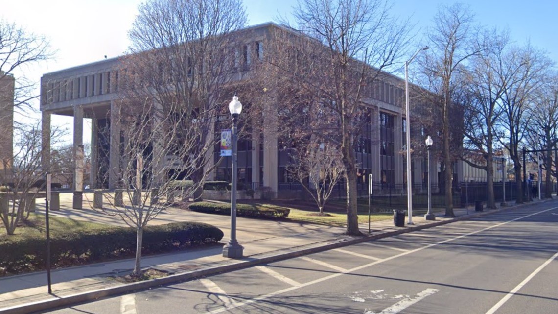 Owner of Connecticut cleaning business sentenced to probation for tax offense