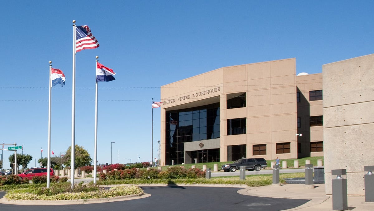 Springfield business owner indicted for loan fraud, money laundering