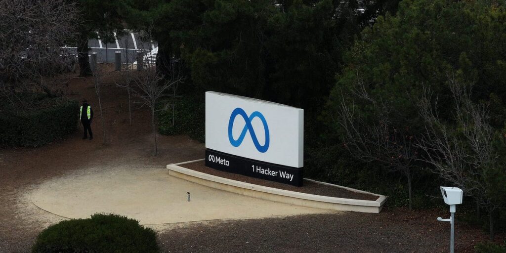 Top Engineers Aren't on LinkedIn, Ex-Meta Staffer Says