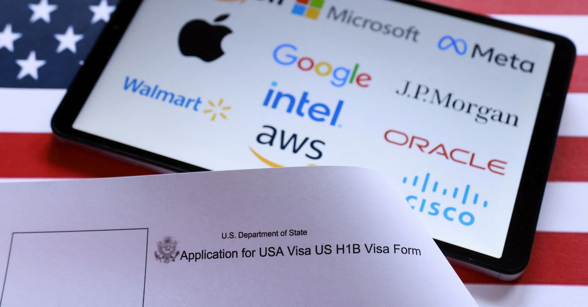 US judge rejects business group's challenge to Trump's $100,000 H-1B visa fee