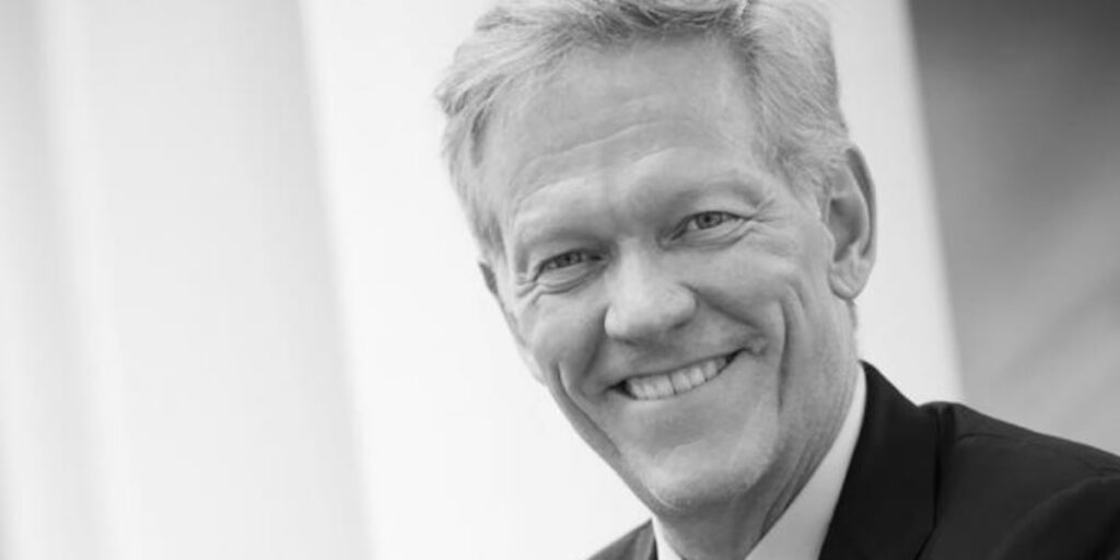 UVA selects Business School Dean Scott Beardsley as next president