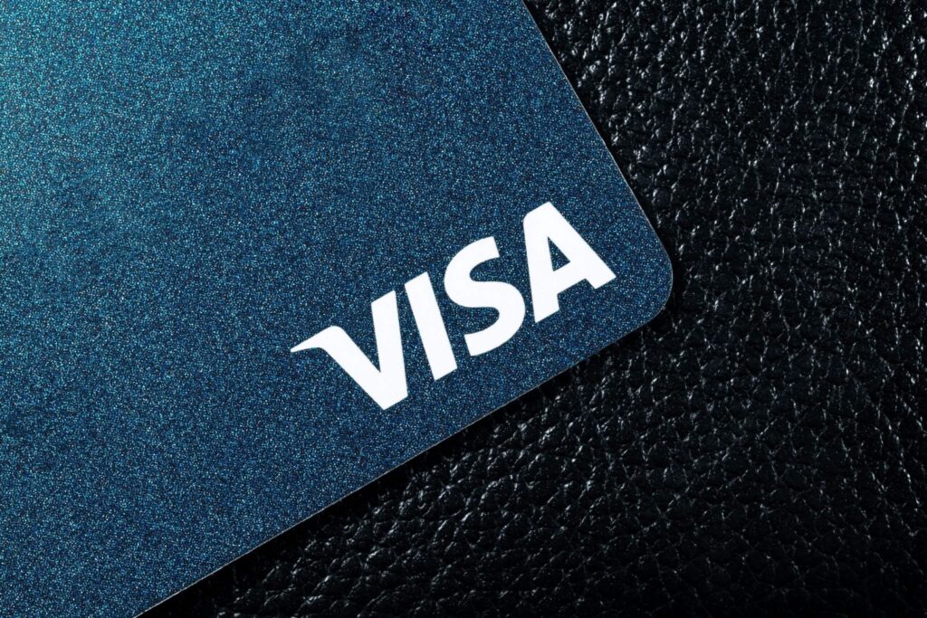 Visa (V) Stock: Gains 6.12% on Bank of America Upgrade, Global Expansion Plans