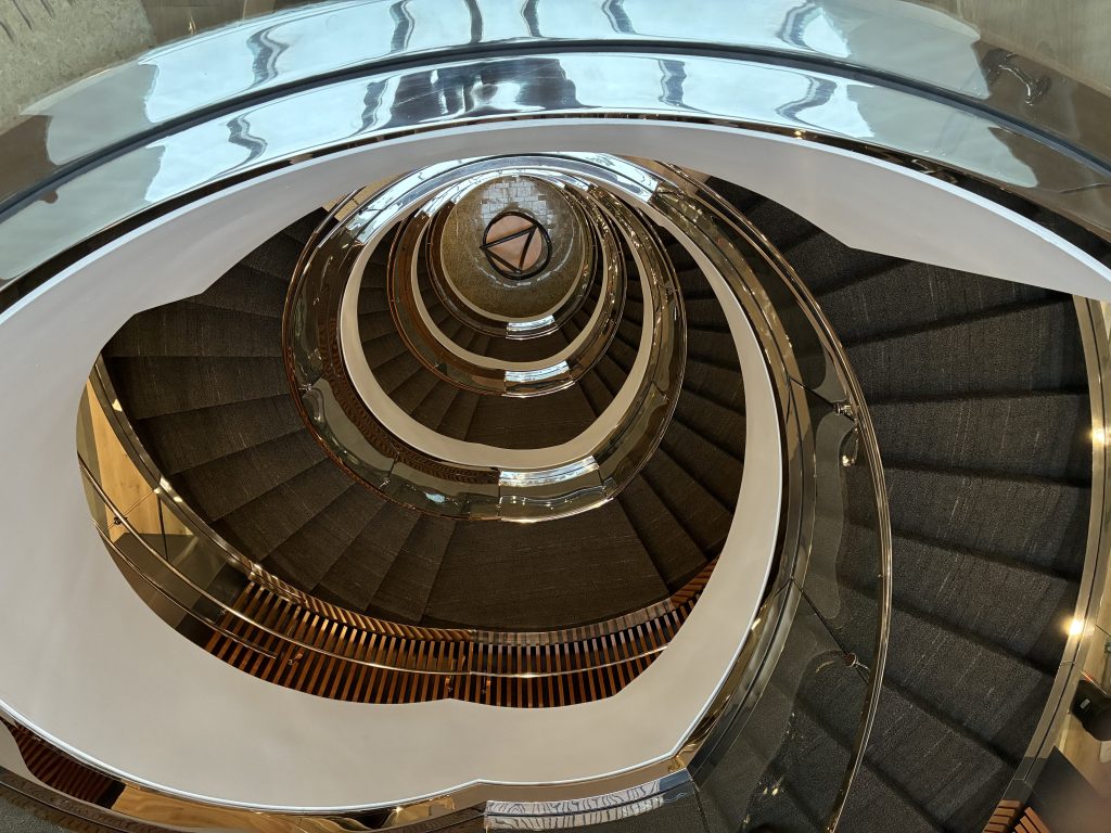 Report says business is booming in Lake County