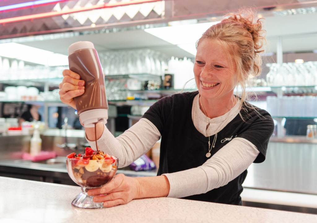 Landmark Schuylkill diner adapts to changing times in the restaurant business