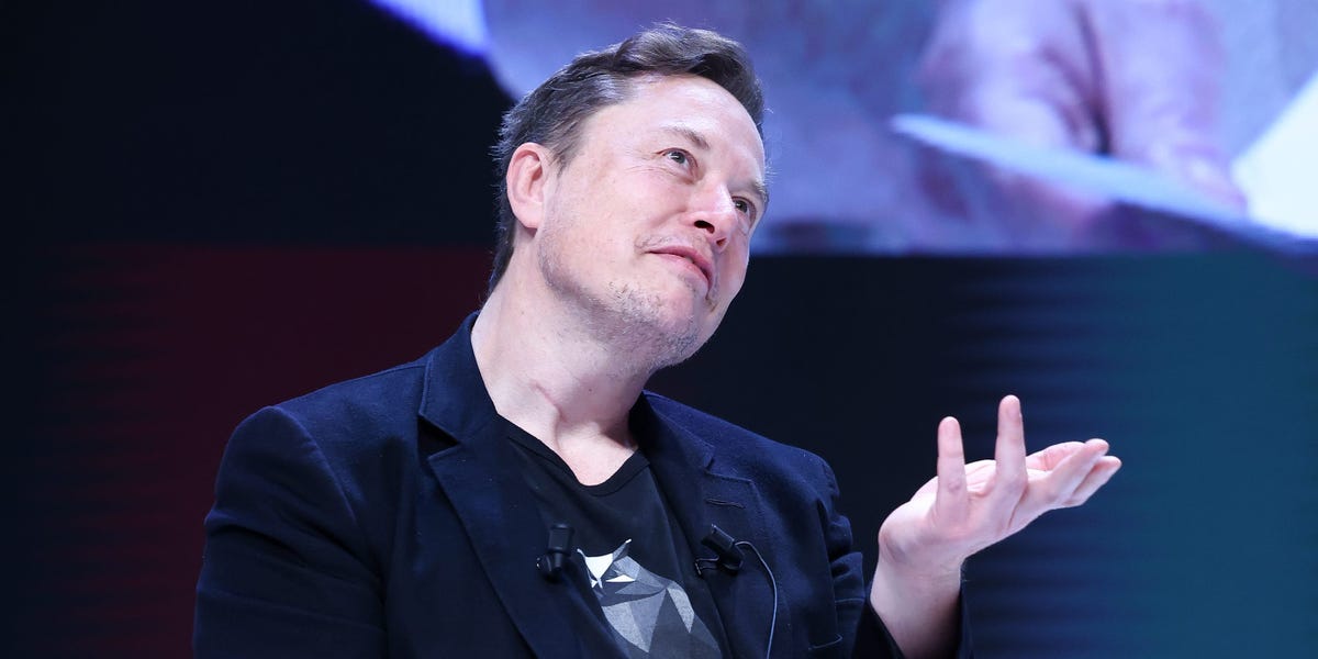 Why Automakers Aren't Licensing Tesla Full Self-Driving Software