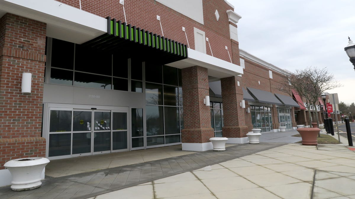 Amazon Fresh stores and Amazon Go are closing