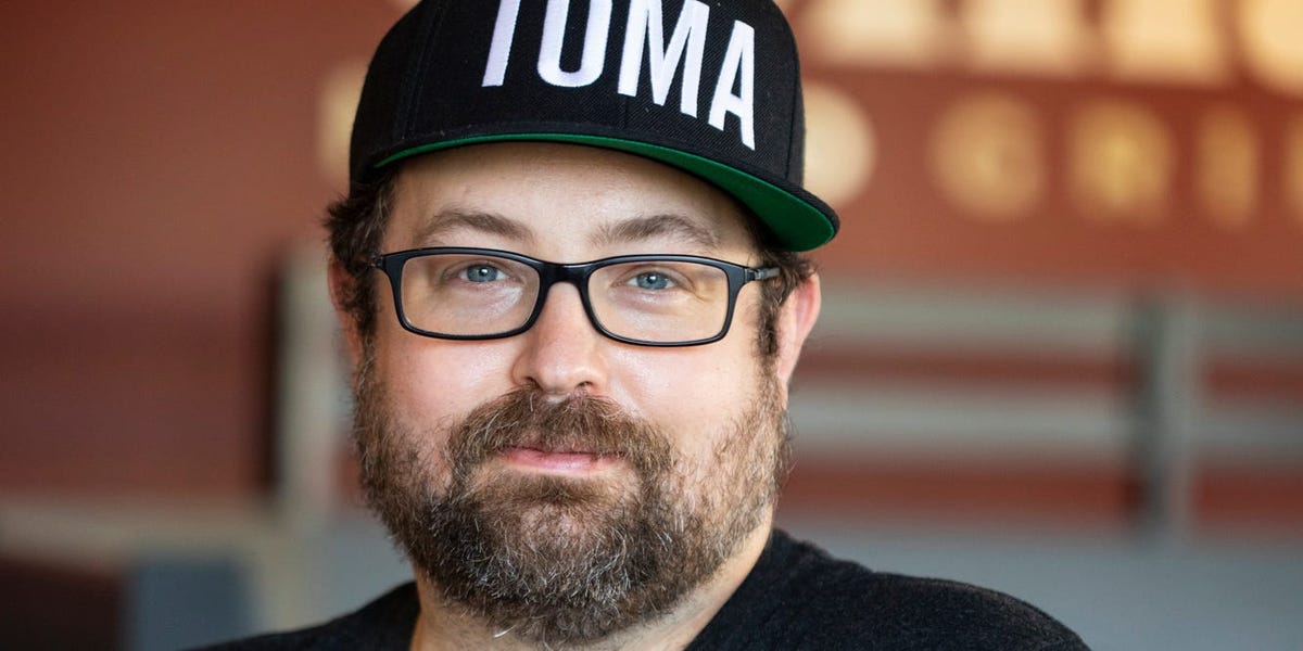 Minneapolis Business Owner Working 16-Hr Shifts, Help Staff Avoid ICE