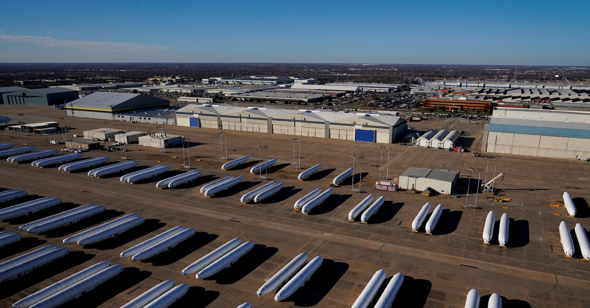 Alaska Airlines bets on Boeing with its biggest aircraft deal for global expansion