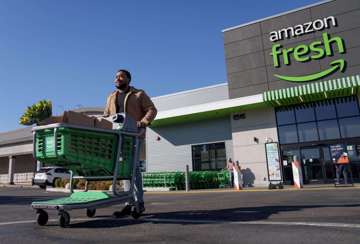 Amazon Closing Grocery Stores, Converting Others To Whole Foods