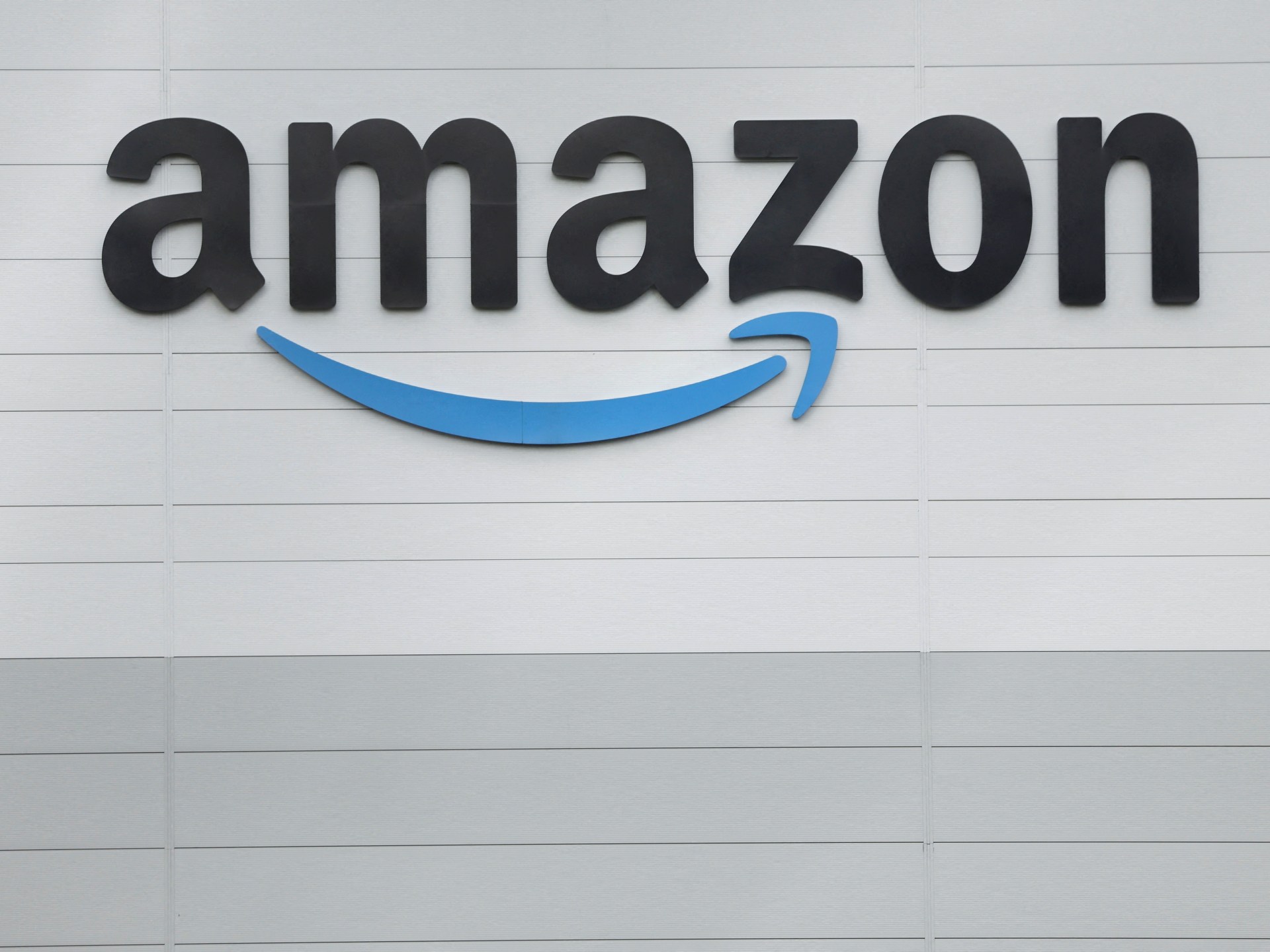 Amazon cuts thousands of jobs amid AI push | E-Commerce News