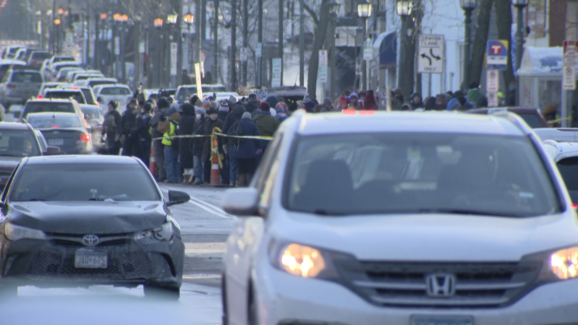 Businesses opened their doors as Nicollet Ave in Minneapolis turned chaotic Saturday