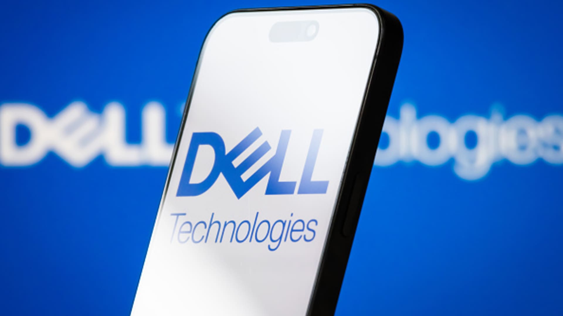 Buy Dell as AI server business gains momentum, says Barclays
