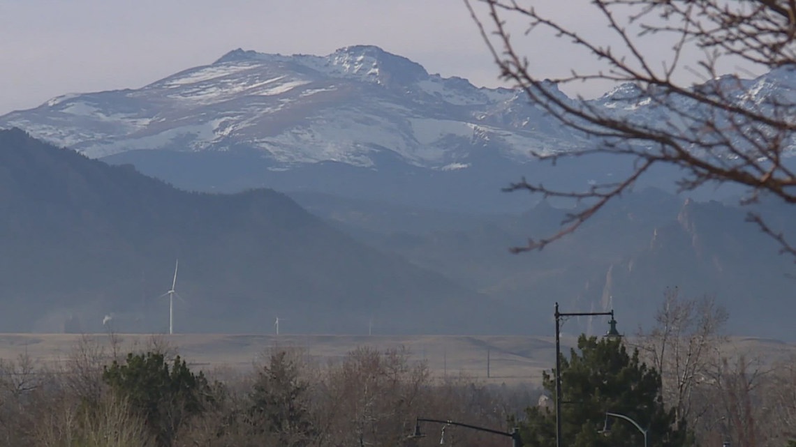 Colorado's snow drought creates economic challenges for ski resorts, local businesses