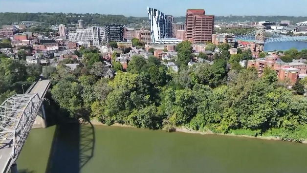 Covington businesses offering deals as nearby bridge construction ramps up