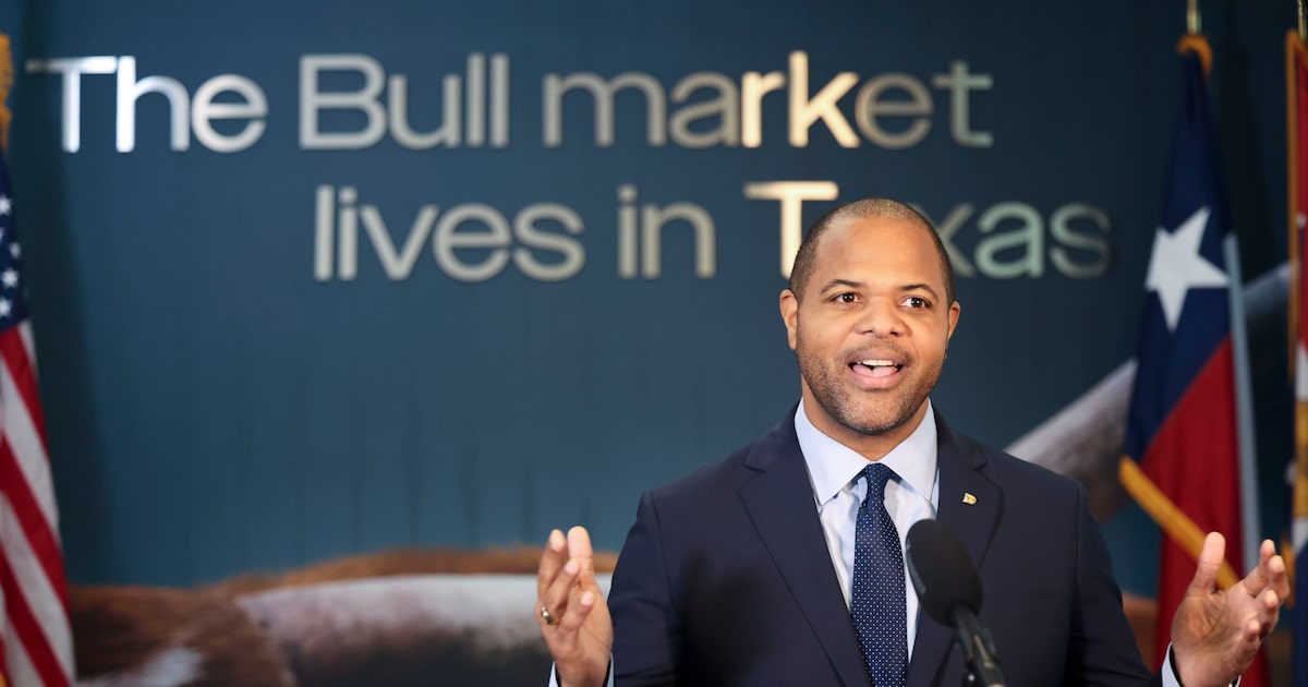 Dallas Mayor Eric Johnson pitches city as business refuge