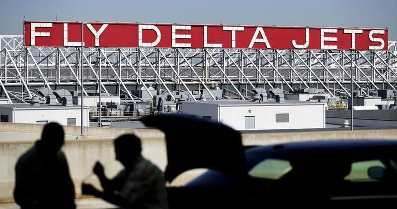 Delta finally throws some business Boeing SC’s way