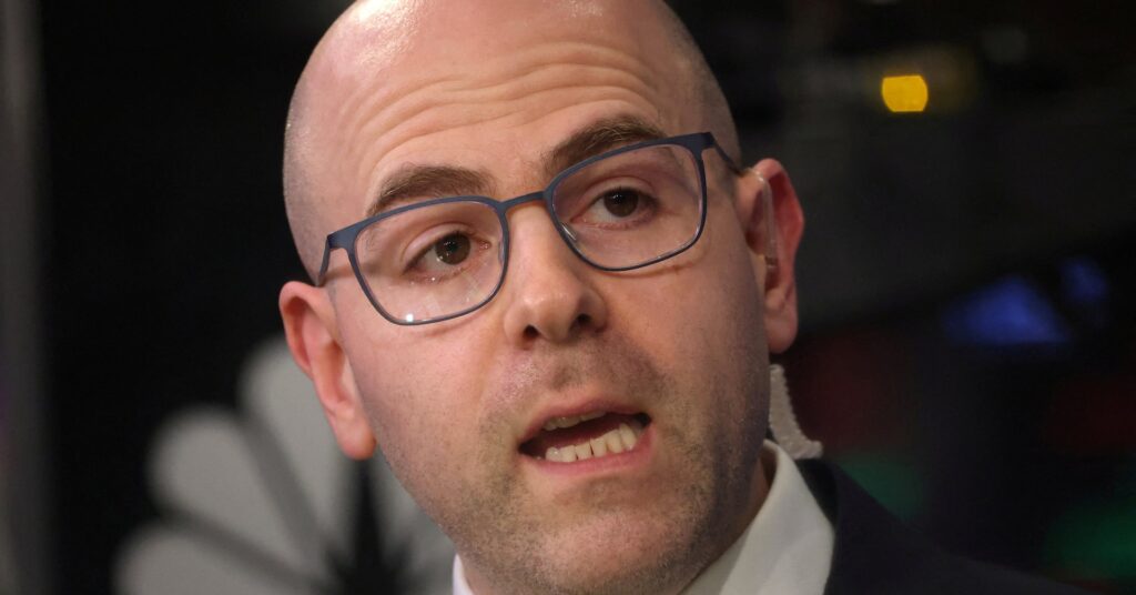 Fed should deliver big rate cuts this year, Miran tells Fox Business