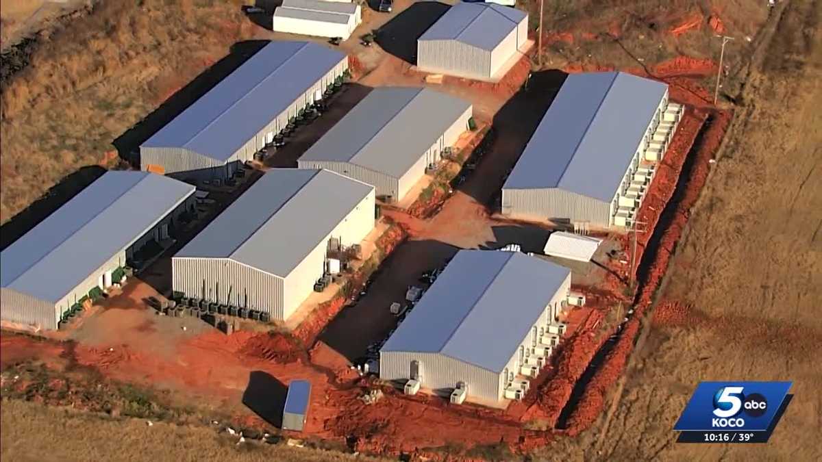 Grady County deputies stop robbery at marijuana business, suspects flee