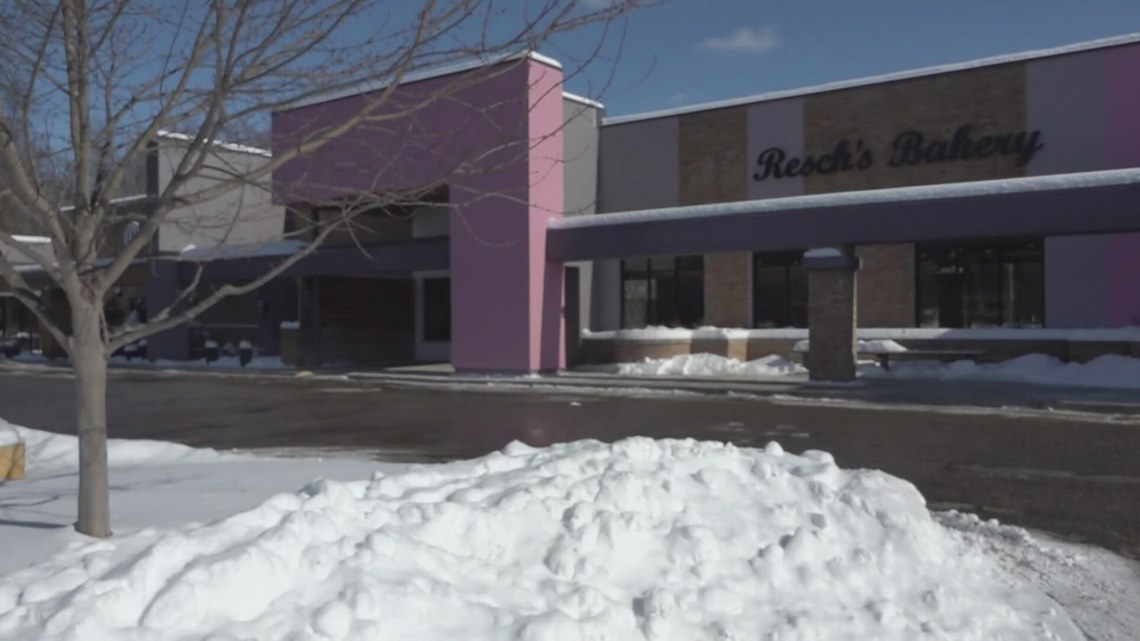 How unplanned snow days impact small central Ohio businesses