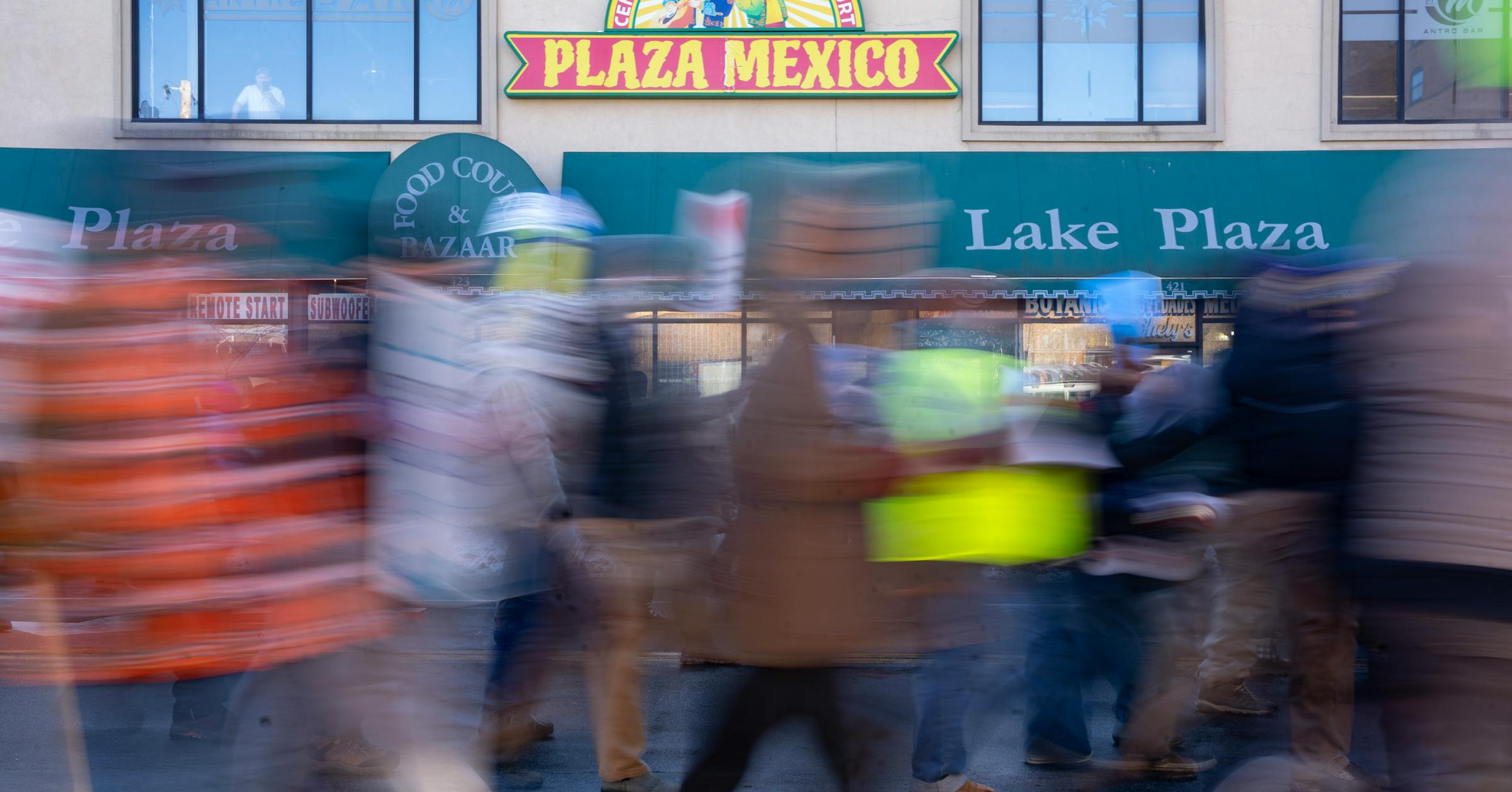 Immigrant corridors in both Minneapolis and St. Paul nearly shut down by intensifying ICE actions