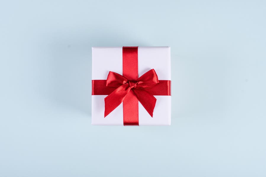 It Buys For Us: 3 Major Risks Of AI In Ecommerce