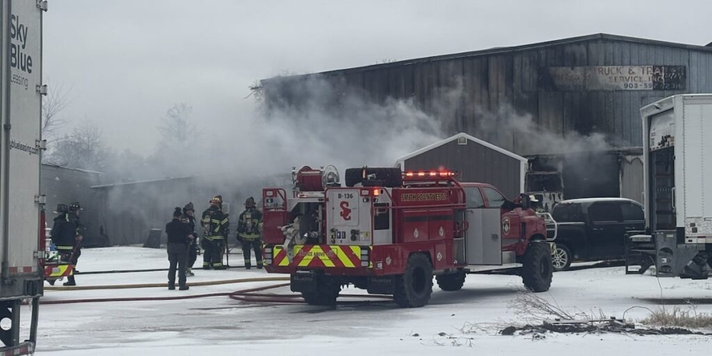 Mobile home, trailer repair business burn on Tyler loop