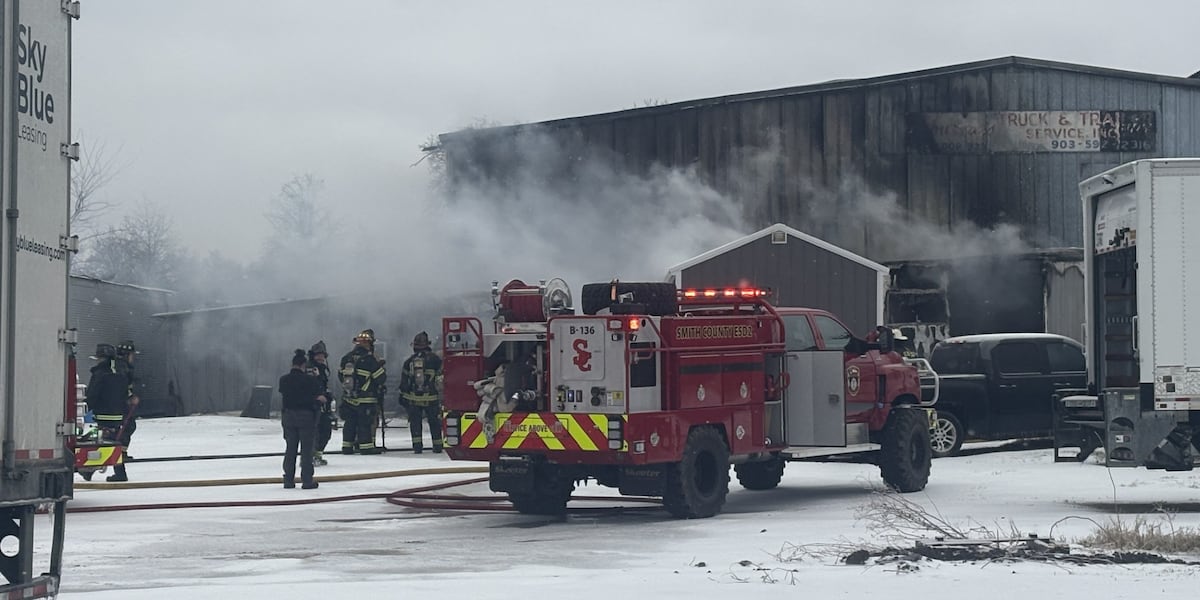 Mobile home, trailer repair business burn on Tyler loop