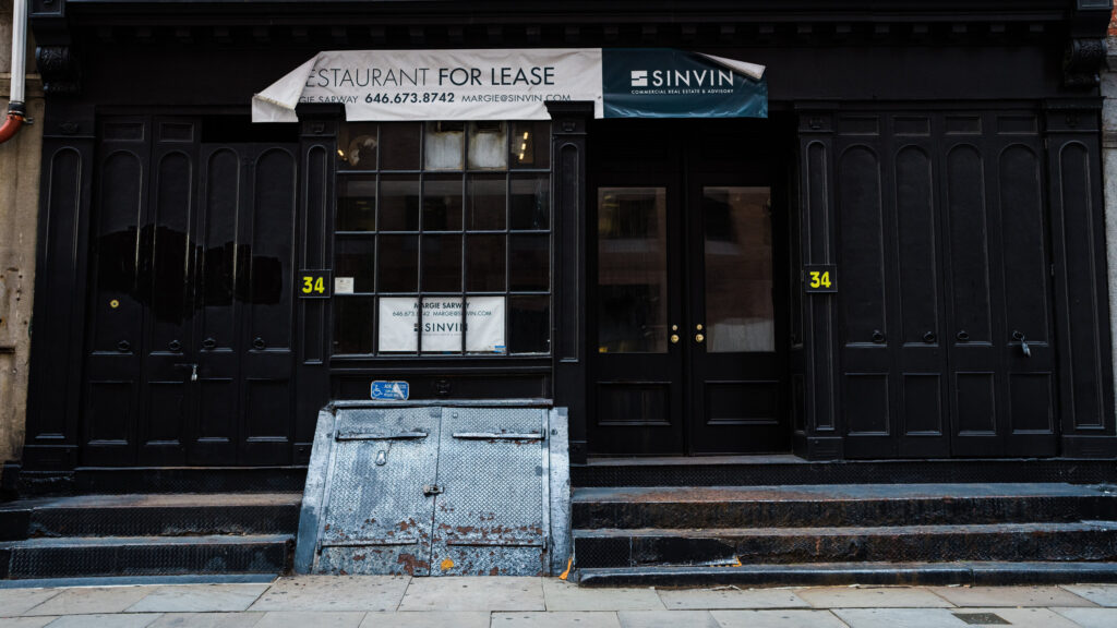 Number of Businesses in New York City Plunged Last Spring, Report Says