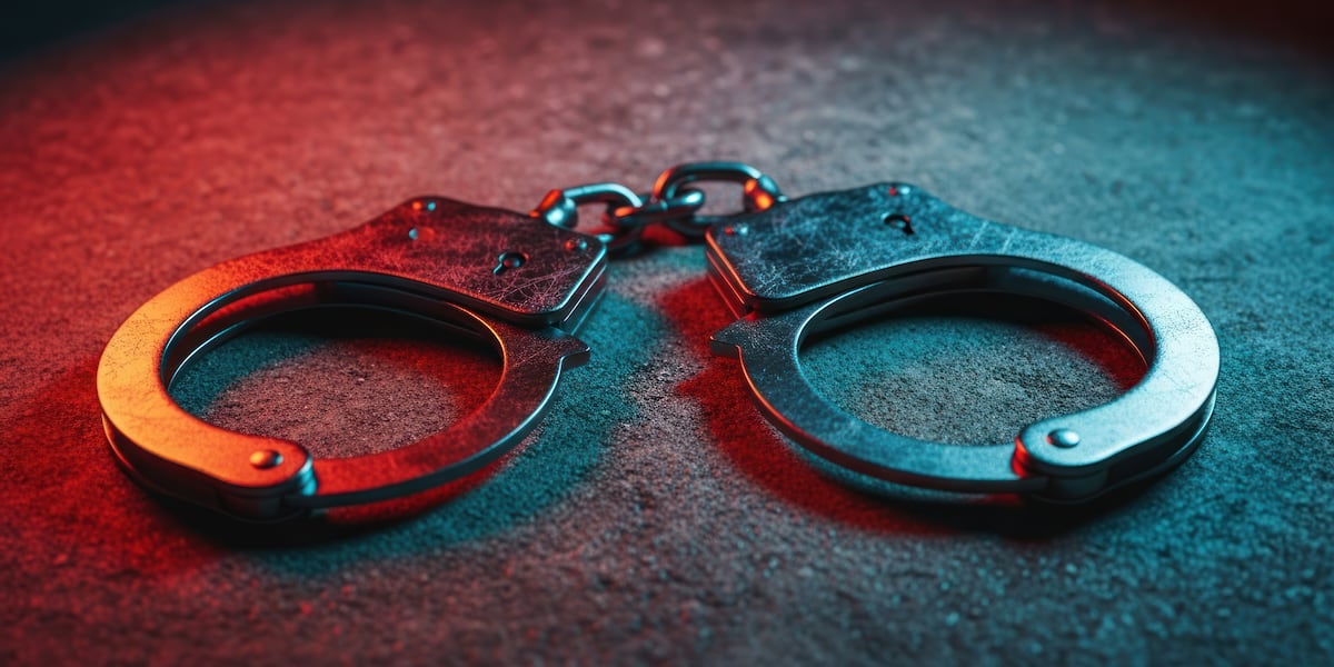 Summerville man facing multiple charges after operating business without license