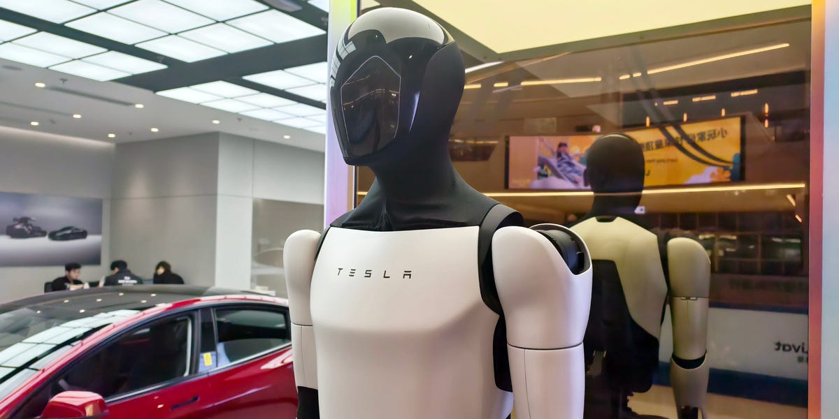 Tesla Plans to Train Its Optimus Robot at Austin Factory