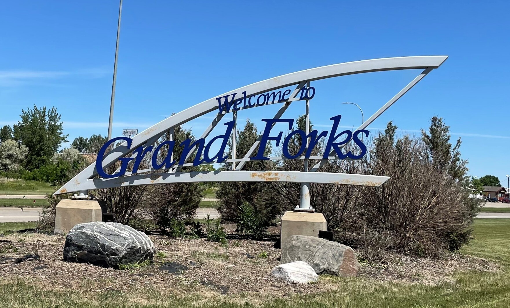 Twin Cities transportation business eyes possible weekend service between the cities and Grand Forks - Grand Forks Herald