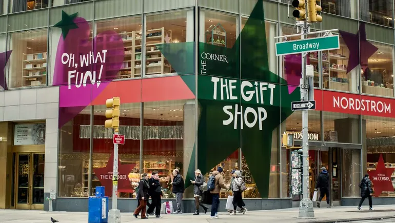 US e-commerce spend reached nearly $258B over the holidays