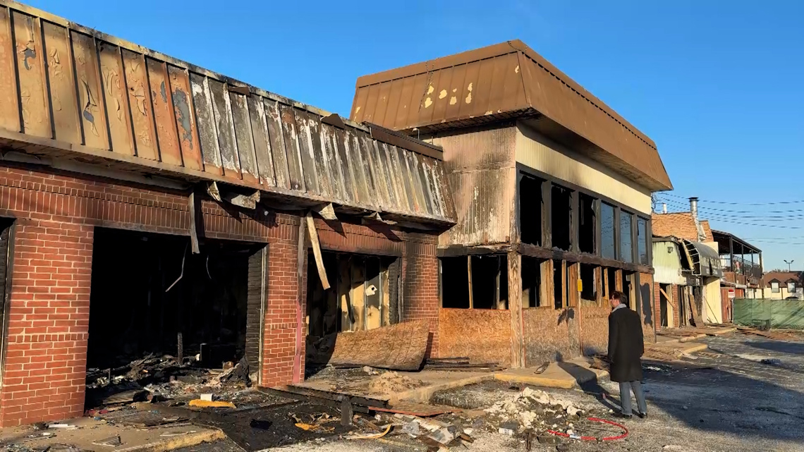 Vacant Houston properties burn four times, threatening established business next door