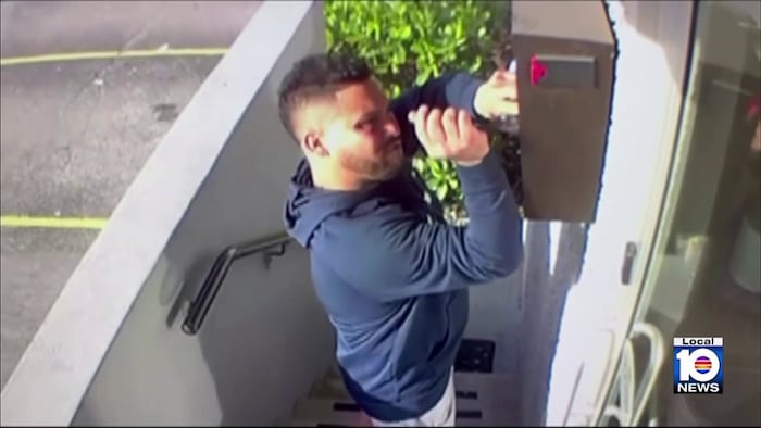 Video shows suspect trying to seal mail from business in Medley
