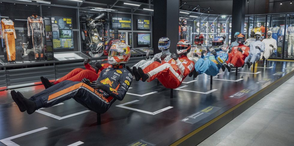 Formula-1-experience-Immerse-LDN