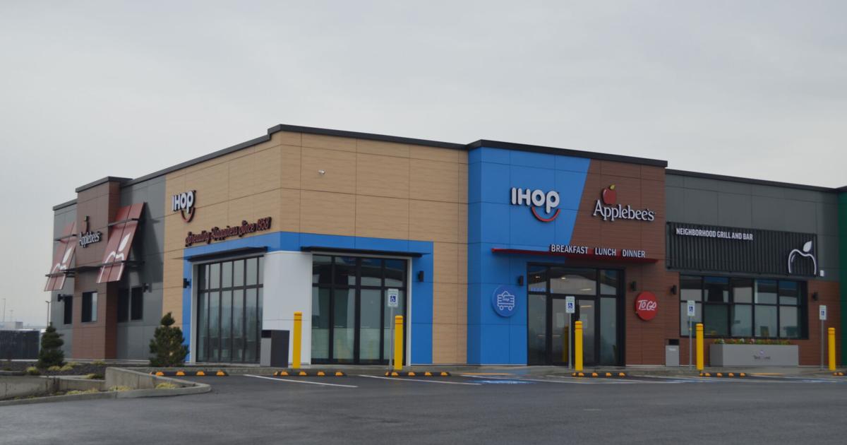 Business tidbits: IHOP-Applebee's restaurant to open in Grandview | Business