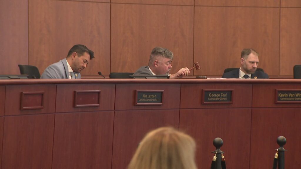 Douglas County businesses face fines for not reporting theft