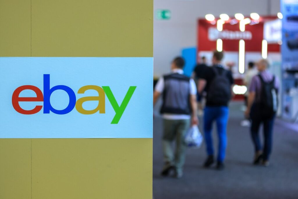 EBay Reports Quarterly Sales, Profit That Exceeded Estimates