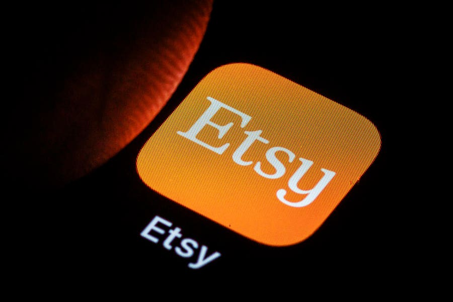 Etsy Stock: Can The E-Commerce Darling Recover?