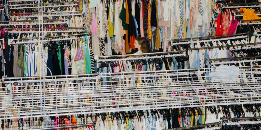 Urban Outfitters’ Rental Business Beats Its Sales Target