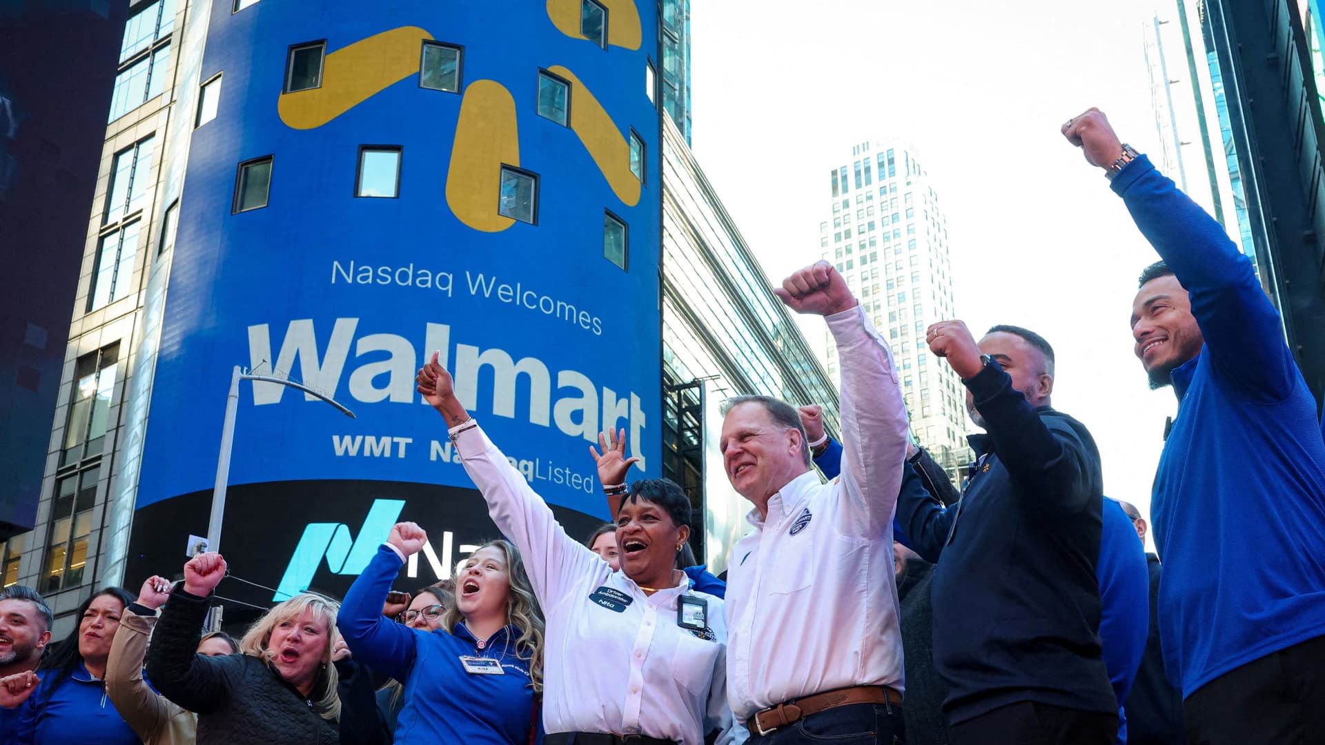 Walmart (WMT) hits $1 trillion market cap