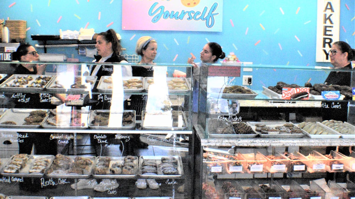 Deptford bakery faces backlash after governor's visit