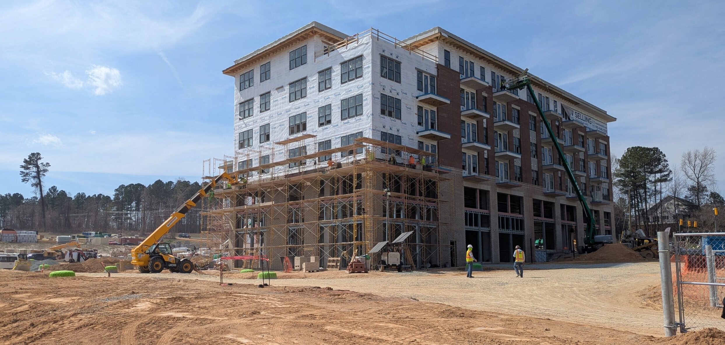 Chapel Hill's South Creek Neighborhood Celebrates Construction Milestone, Announces First Business Tenant