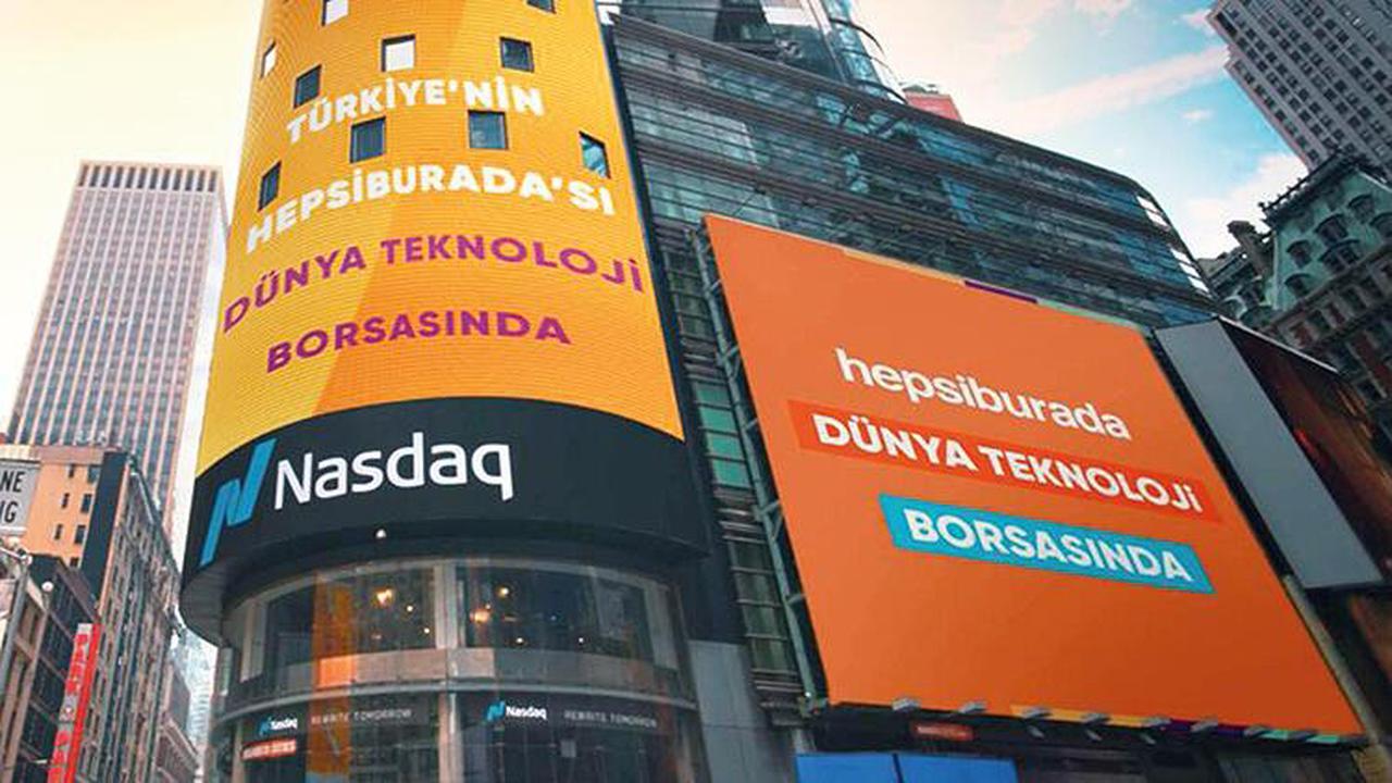 The large digital billboards display Hepsiburada's promotional messages during its Nasdaq debut in Times Square, New York, on July 1, 2021. (AA Photo)